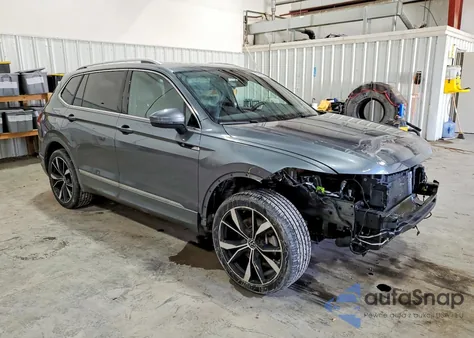2022 Volkswagen Tiguan Sel R-Line from USA, damaged, VIN 3VV4B7AX3NM013427